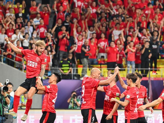 开云体育app-【2025赛季中超总结之蓉城】最高光也最遗憾的一年