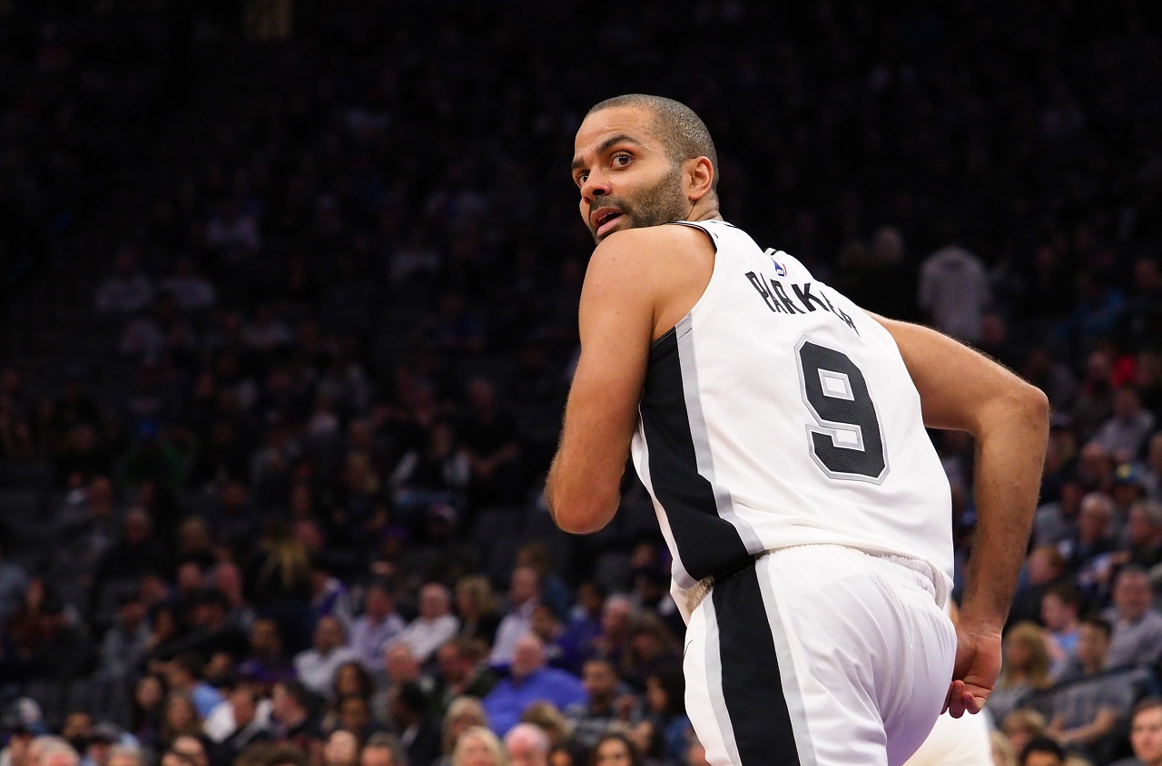 开云体育官网-控卫得分榜TOP20！威少登顶 库里紧追 现役7人 保罗与58缘分难解