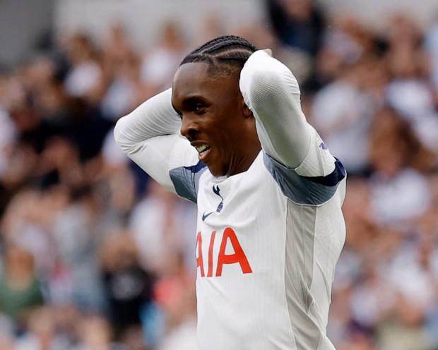 1756977649840036619.jpg 买买买遇上注册问题:哪些英超球星欧战没报上名?