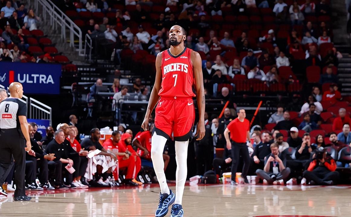 火箭终结3连败!杜兰特两记暴扣杀死比赛,申京轰23+11,小贾回暖