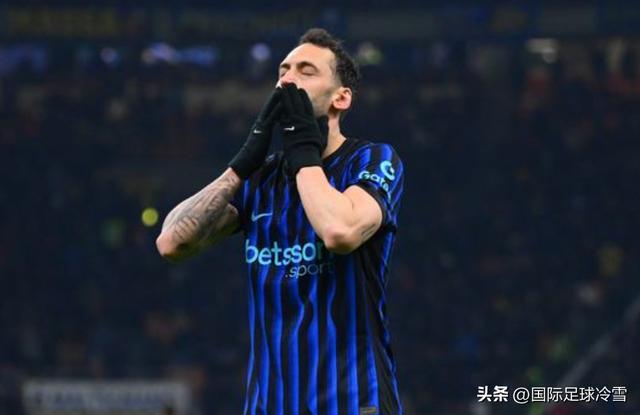 开云登录入口地址-国米并非没有恰尔汗奥卢不会踢!2年无他在15战12胜 三种方案应急