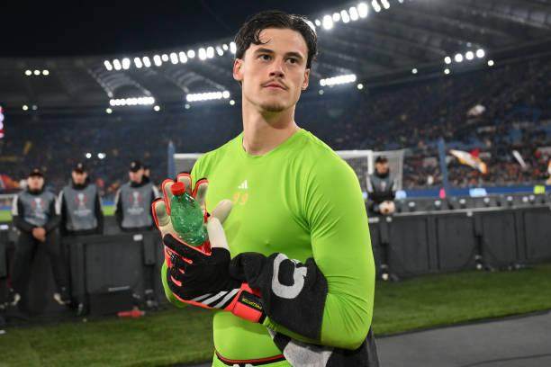 1709868123818009611.jpg 开云体育官网-穆帅签下的潜力门将,现已成为德罗西新罗马的象征