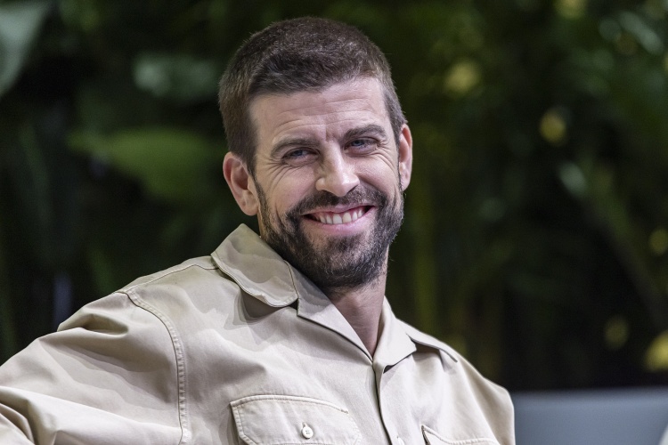 皮克:梅西未来可能参与国王联赛?梅西是历史最佳,梦想他能来踢