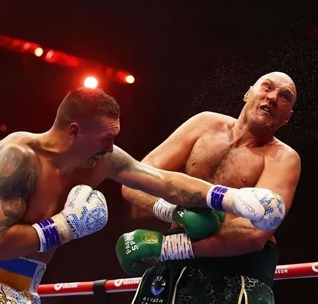 开云登录入口地址-重量级霸主乌西克签约白大拿,拳击界将迎格局巨变|UFC|拳坛|WWE|WBC|WBA_新浪体育_新浪新闻