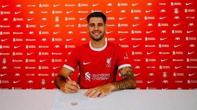 1688316519008008143.jpg 开云体育app-【早报】发动机换新!跑轰利物浦回归?