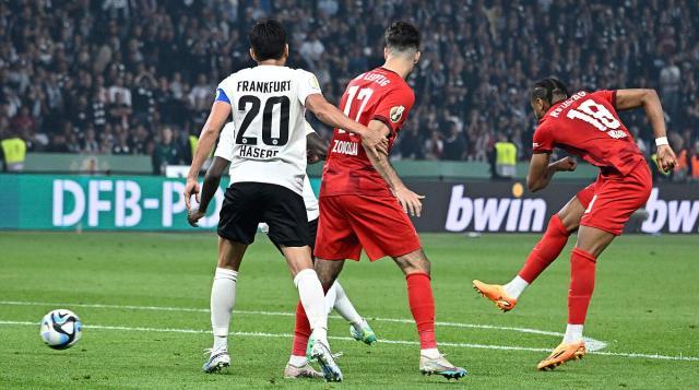 开云登录入口地址-卫冕德国杯是迈向豪门的标志or分崩离析的开始？