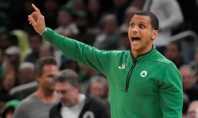 多位助教离开且尚无新援加入 马祖拉变光杆司令