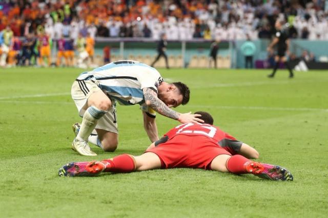 1670624594692099861.jpg 开云在线开户-梅西向荷兰2球射手爆粗口 范加尔:点球又输是耻辱