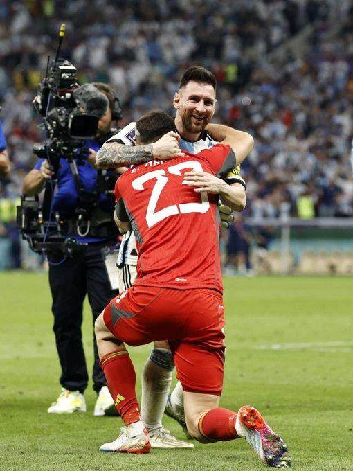 1670625075131037083.jpg 开云在线开户-梅西向荷兰2球射手爆粗口 范加尔:点球又输是耻辱