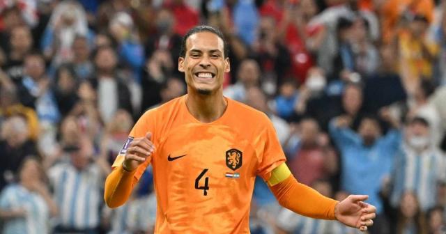 1670632804814091791.jpg 开云在线开户-梅西向荷兰2球射手爆粗口 范加尔:点球又输是耻辱