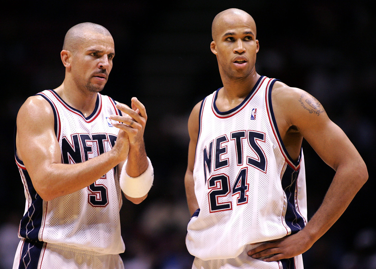 上半场未过25分!近20年14次 残阵东部冠军在列 一队3次当送葬者