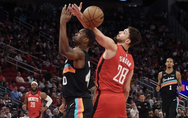 开云登录入口地址-16分大逆转!火箭掀翻西部第二:杜兰特18分7助,探花成奇兵