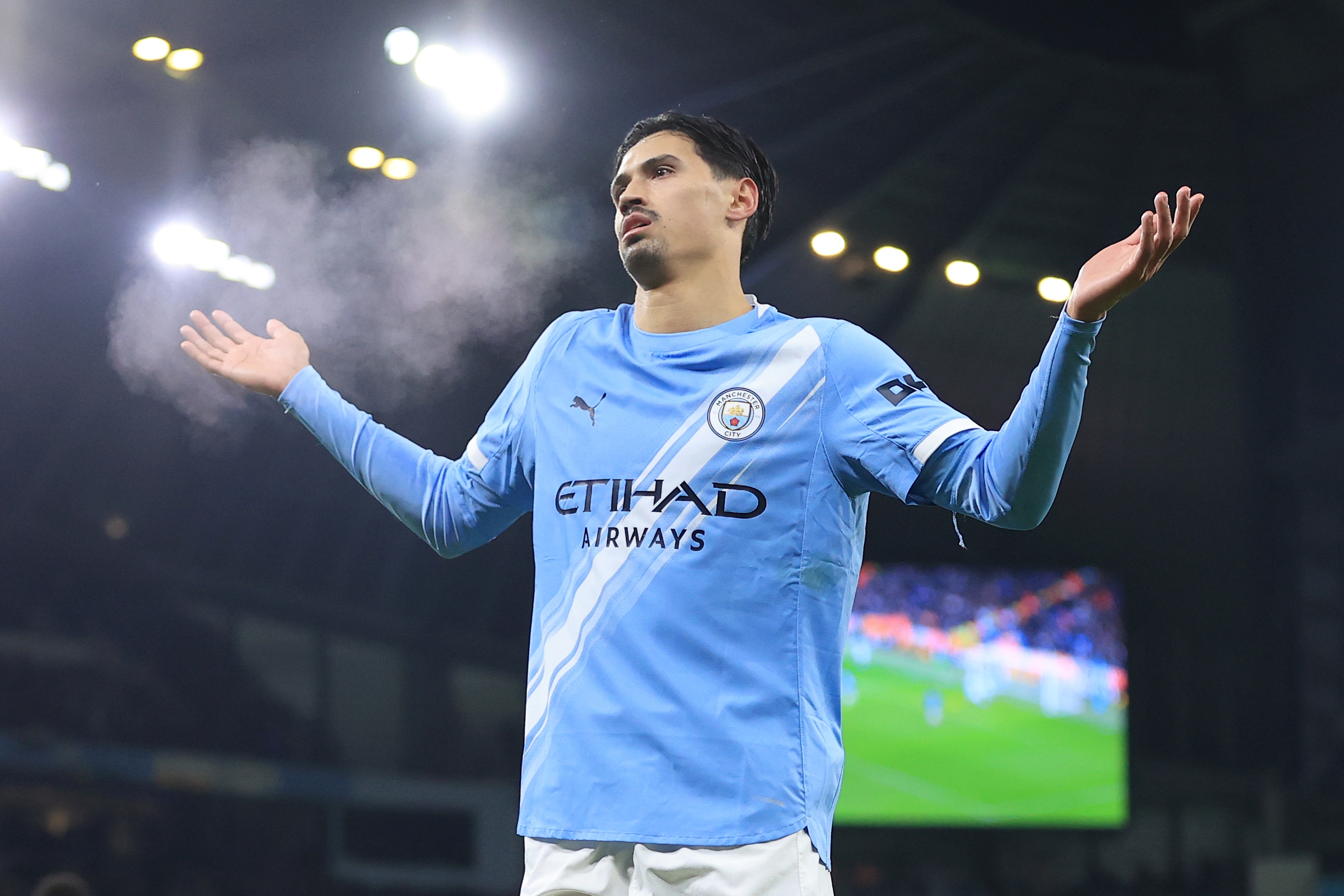 开云体育app-赖因德斯:英超身体对抗和强度始终是100%,在比赛中永远无法休息