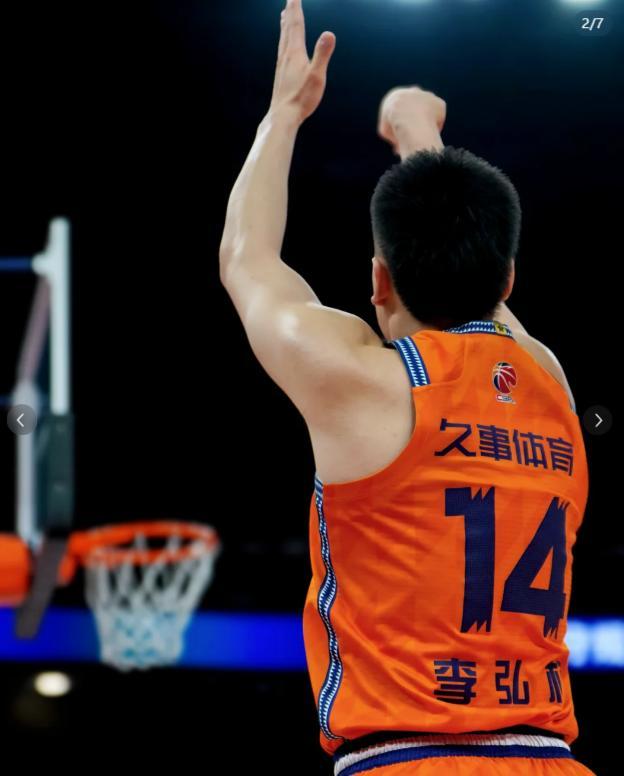 开云登录入口地址-六月 CBA 三大名场面：有人逆袭有人离场，找准定位远胜盲目硬拼