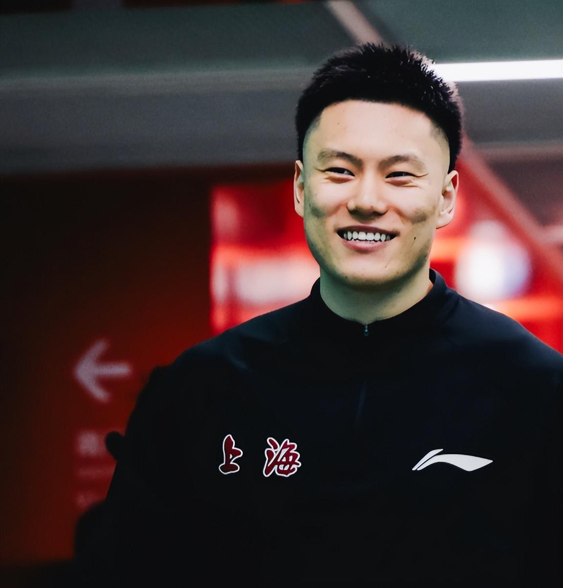 开云登录入口地址-六月 CBA 三大名场面：有人逆袭有人离场，找准定位远胜盲目硬拼
